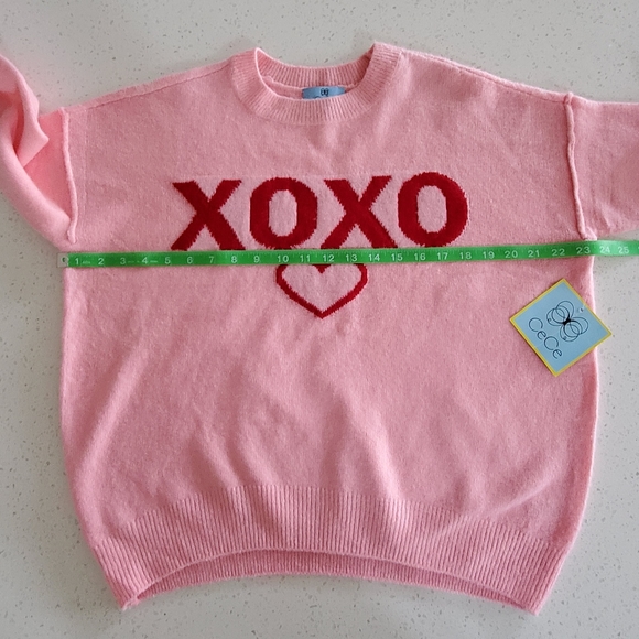 CeCe Pink Valentine "XOXO" Crew Neck, Oversized Sweater, XS, NWT - Picture 3 of 12